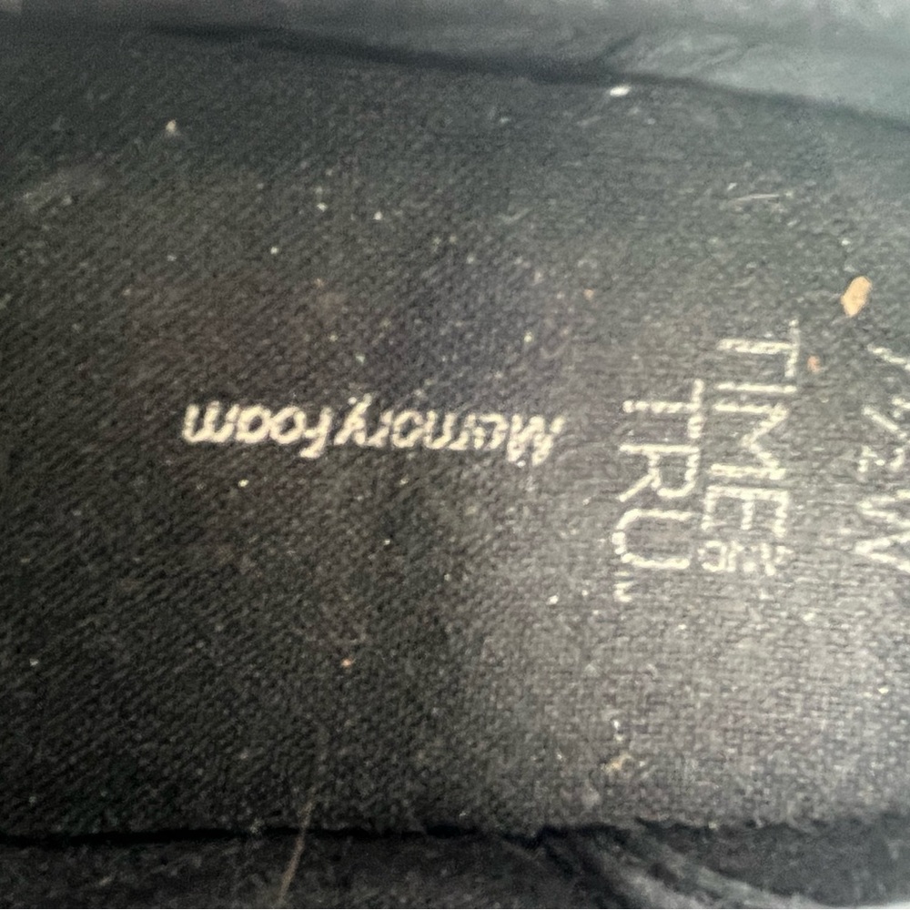 Time and Tru Black and White Athletic Shoes 7.5 Memory Foam - Picture 5 of 8